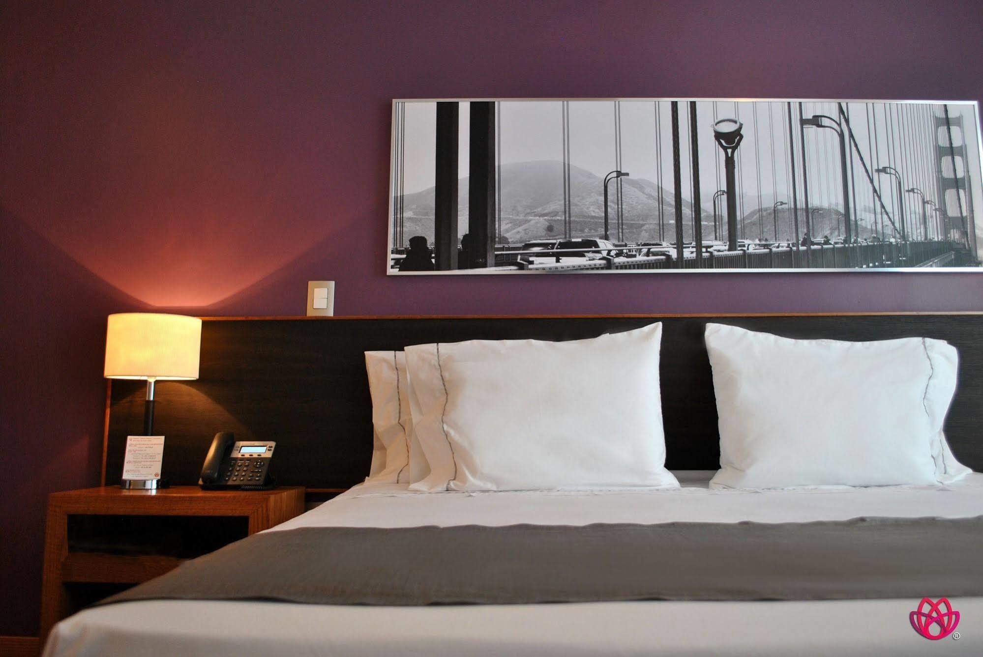Hotel Y Tu Expo 과달라하라 외부 사진